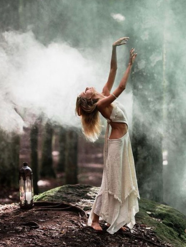 Deepening Your Yoga Practice: Body & Mind 🧘‍♀️🌿